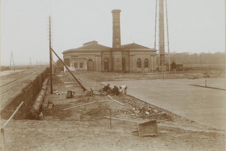 Waterbassin en pompstation Leiduin van de Amsterdamsche Duinwater-Maatschappij